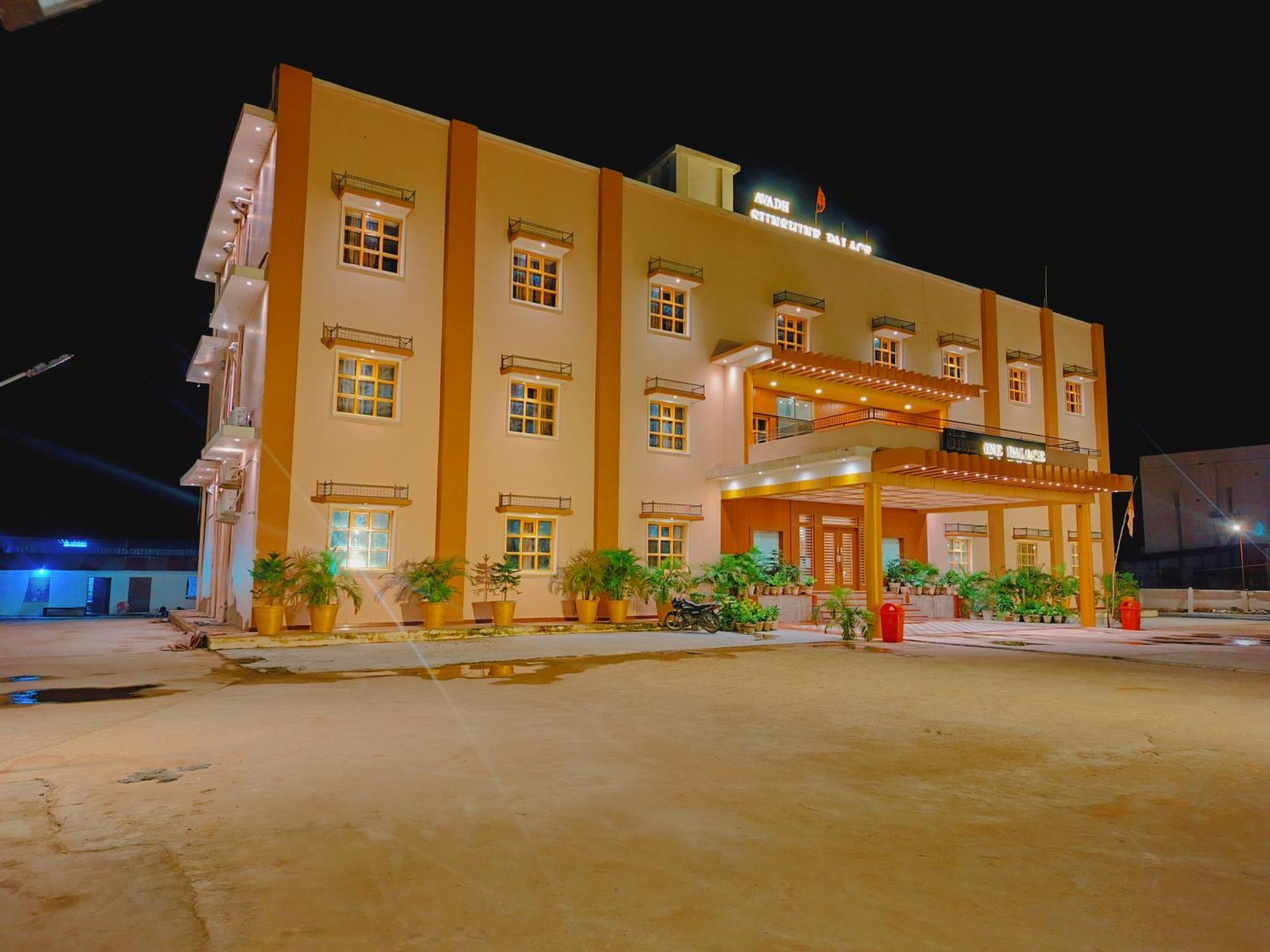 Avadh Sunshine Palace Hotel And Resort Ayodhya 외부 사진