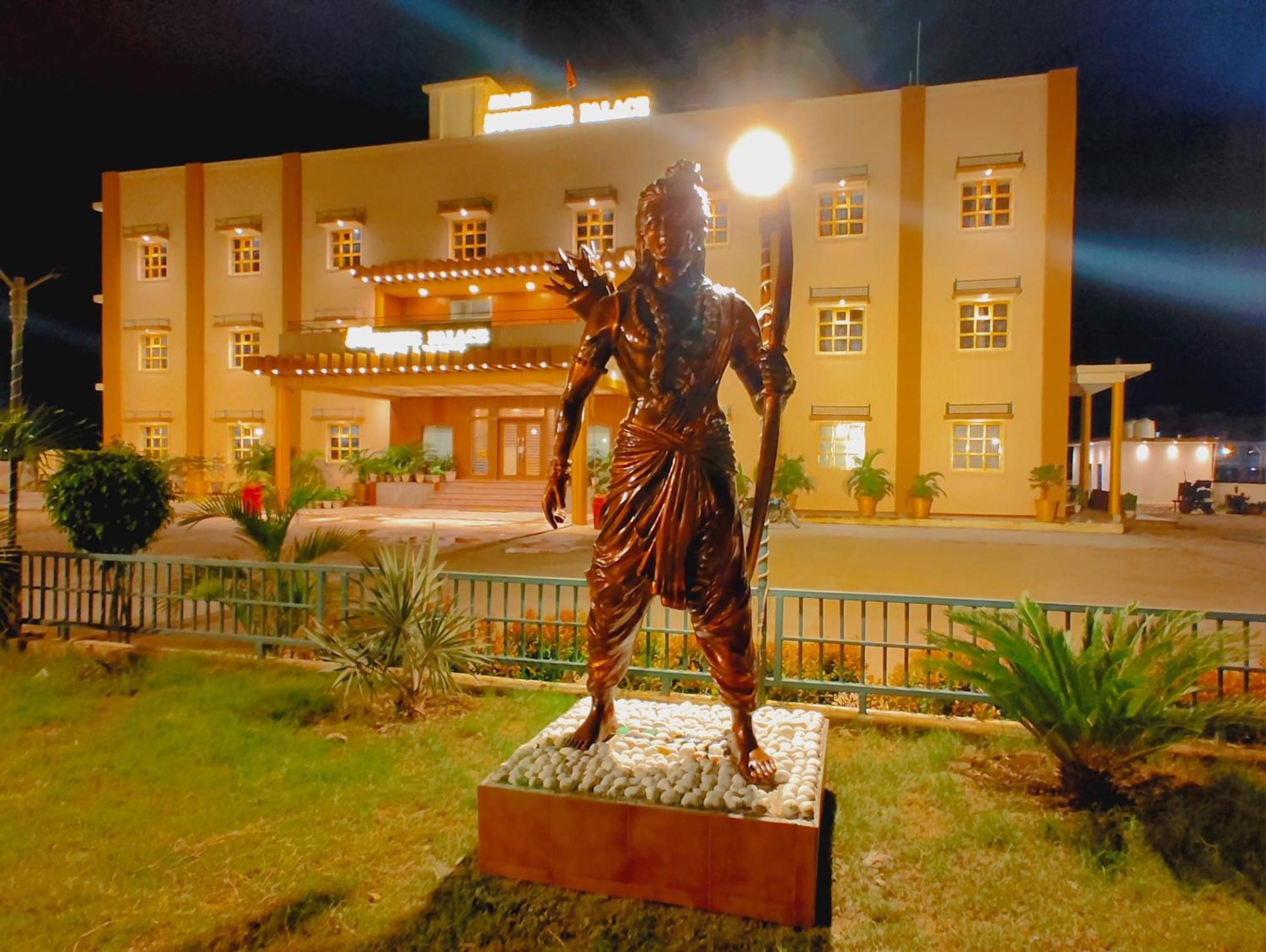 Avadh Sunshine Palace Hotel And Resort Ayodhya 외부 사진