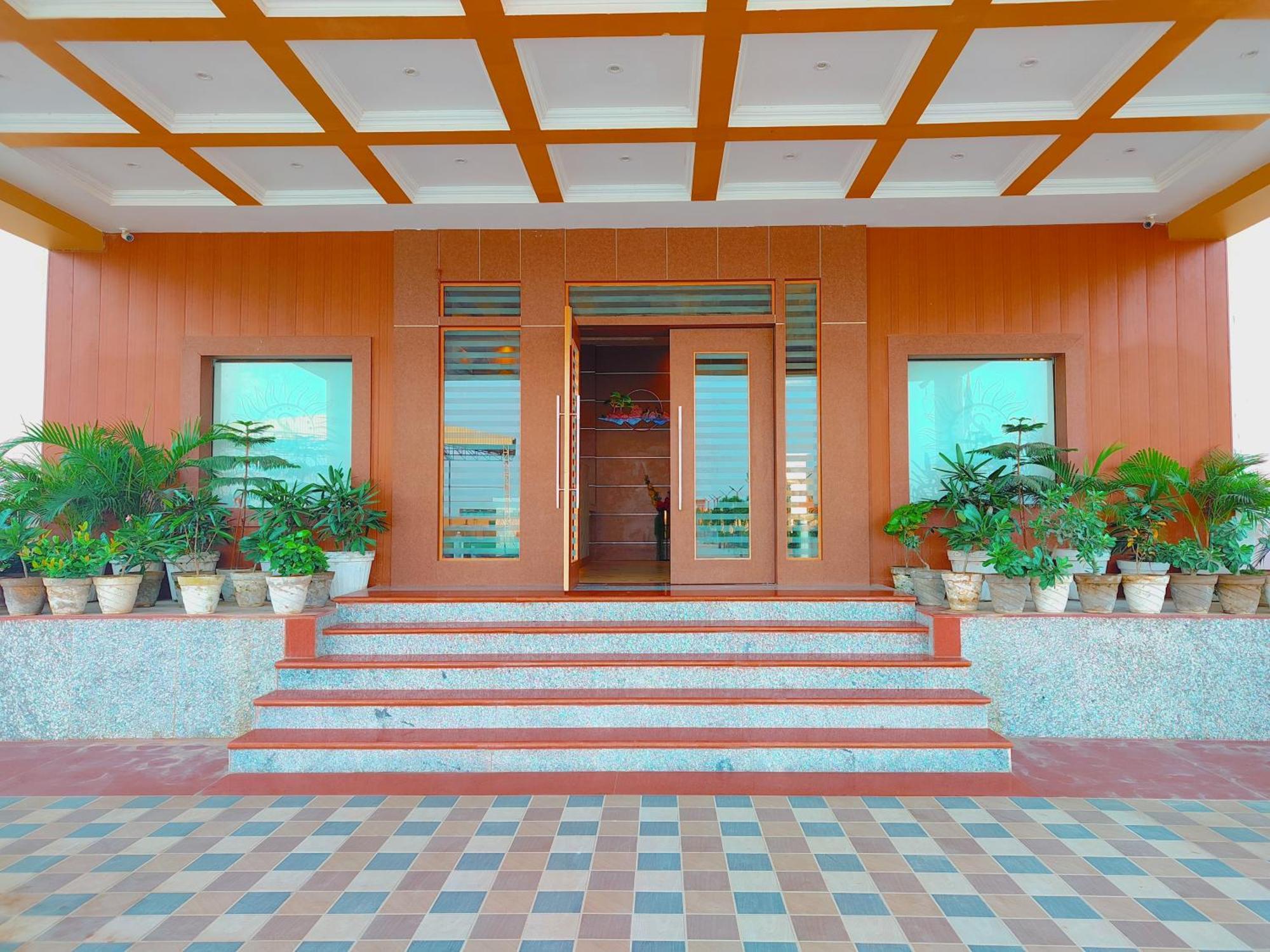 Avadh Sunshine Palace Hotel And Resort Ayodhya 외부 사진