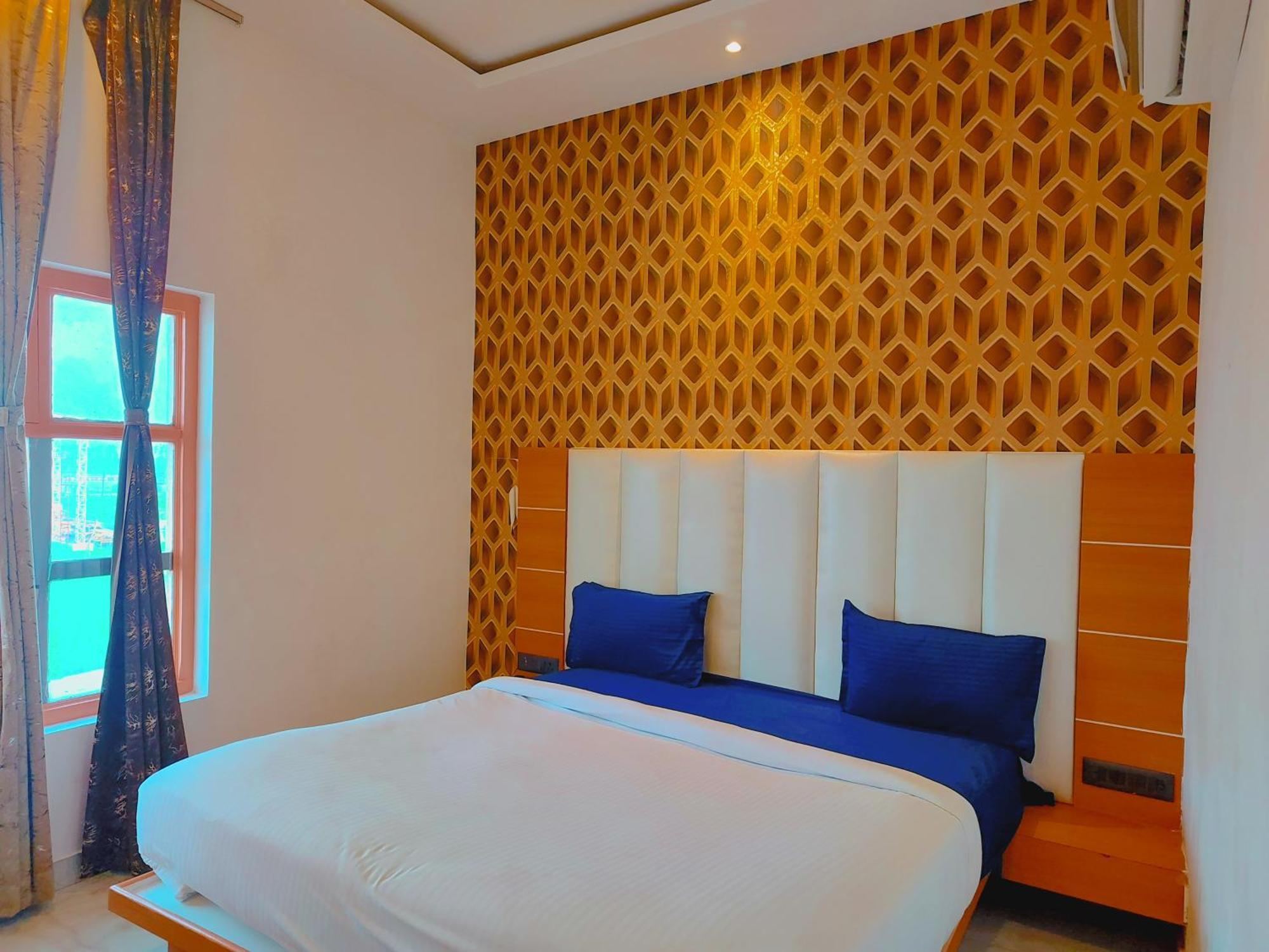Avadh Sunshine Palace Hotel And Resort Ayodhya 외부 사진